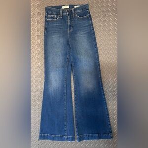 Jessica Simpson wide leg trouser Jean size 25